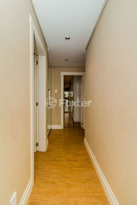 Image 20 - 219079