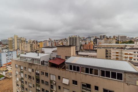 Image 10 - 219225