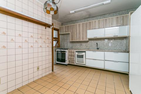 Image 25 - 219399