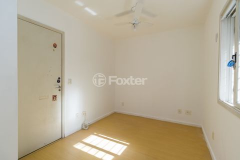 Image 19 - 219502