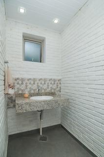 Image 95 - 219550