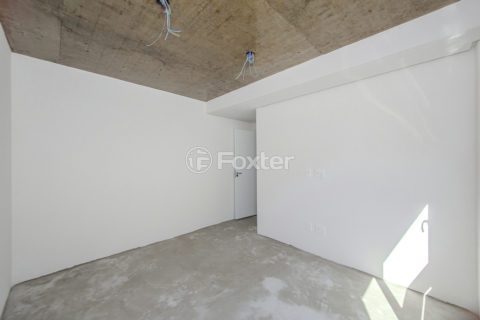 Image 19 - 219794