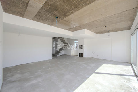 Image 12 - 219798