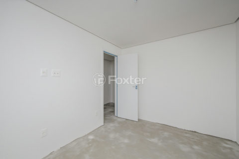 Image 28 - 219798