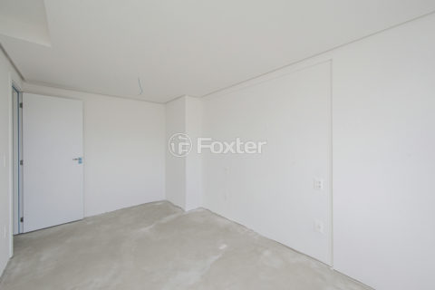 Image 17 - 219798