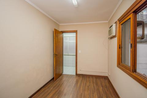 Image 11 - 219865