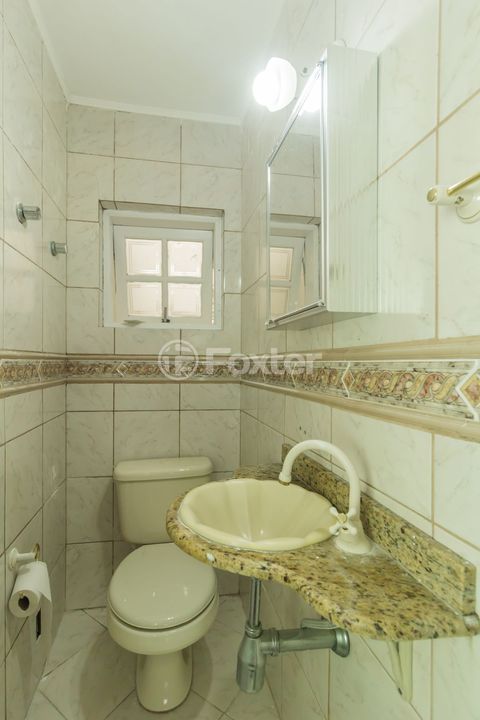 Image 4 - 220308