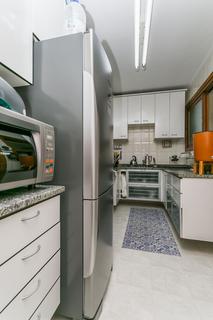 Image 30 - 220311