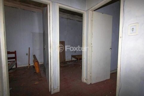 Image 4 - 220498