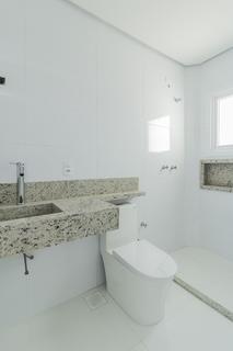Image 21 - 220835