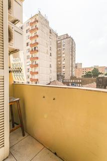 Image 15 - 221211
