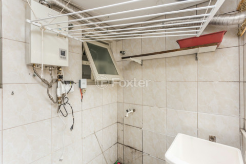 Image 37 - 221312
