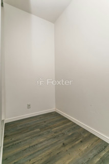 Image 28 - 221388