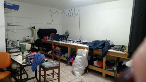 Image 36 - 221504