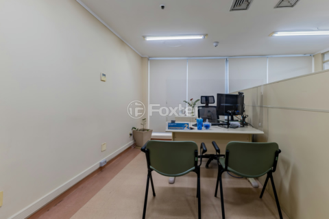 Image 17 - 221523