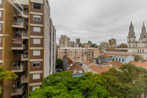 Image 170 - 221523