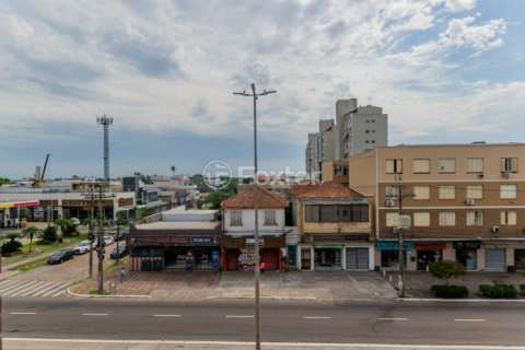 Image 12 - 221628