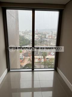 Image 3 - 221698