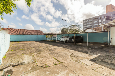 Image 11 - 221728