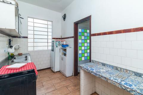 Image 36 - 221787