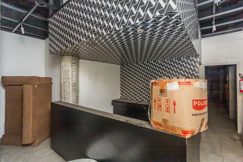 Image 25 - 222055