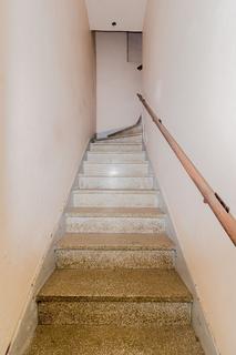 Image 10 - 222645