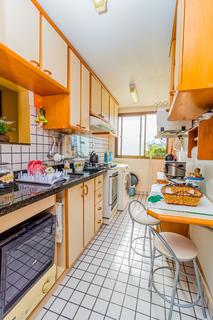 Image 13 - 222983