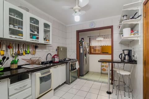 Image 23 - 223066