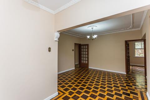 Image 4 - 223210