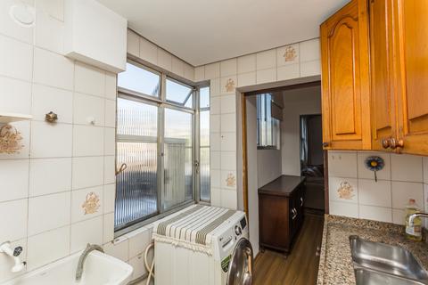 Image 27 - 223272