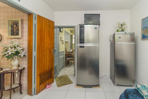 Image 39 - 223556