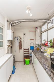 Image 38 - 223585