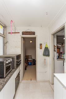 Image 39 - 223585