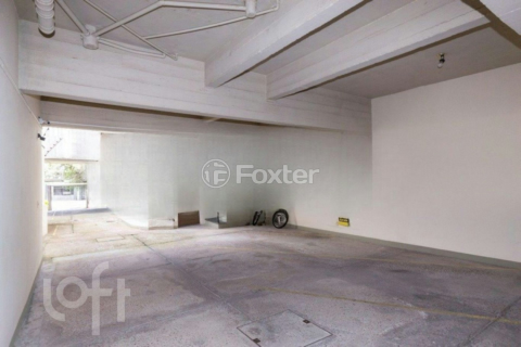 Image 30 - 224013