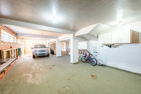 Image 35 - 224617
