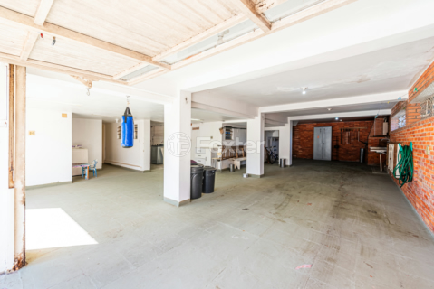 Image 37 - 224617
