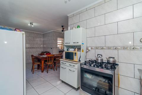 Image 19 - 224743
