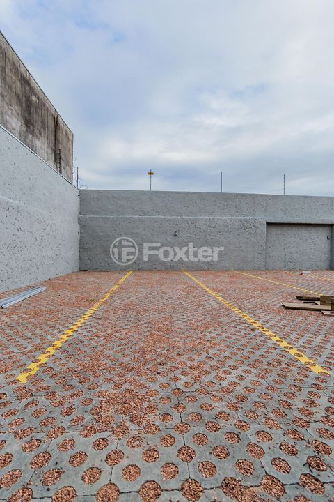 Image 18 - 225014