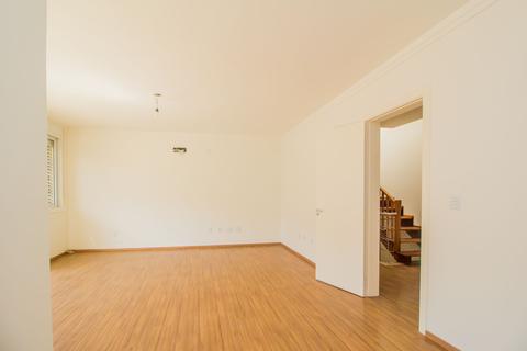 Image 21 - 225243