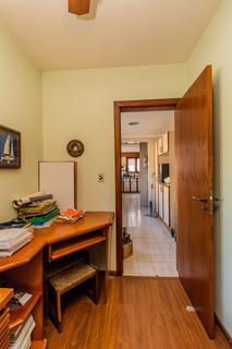 Image 30 - 225425