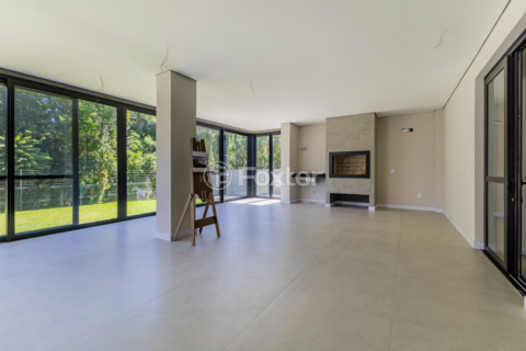 Image 19 - 225447