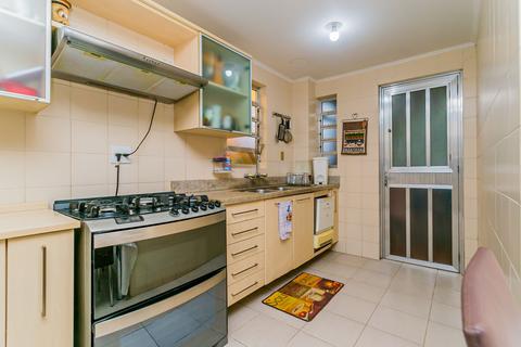 Image 25 - 225482
