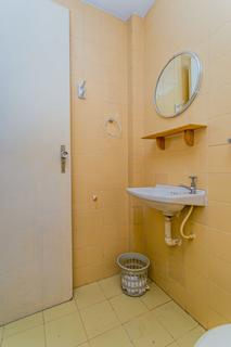 Image 31 - 225774