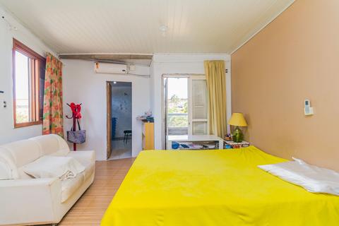 Image 14 - 225799