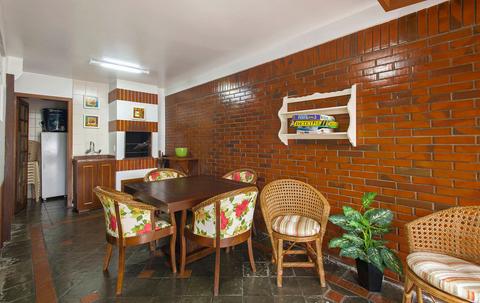 Image 21 - 225869