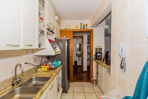 Image 22 - 226193
