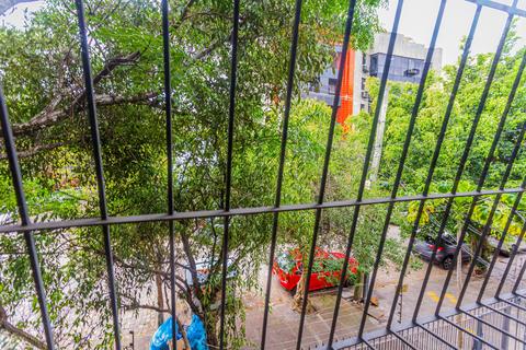 Image 45 - 226485