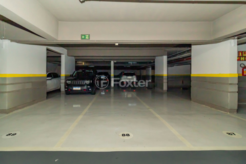Image 30 - 226744
