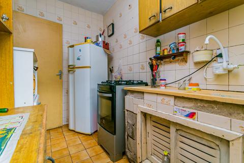 Image 13 - 226754