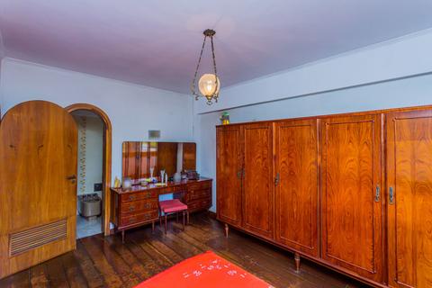 Image 22 - 226799